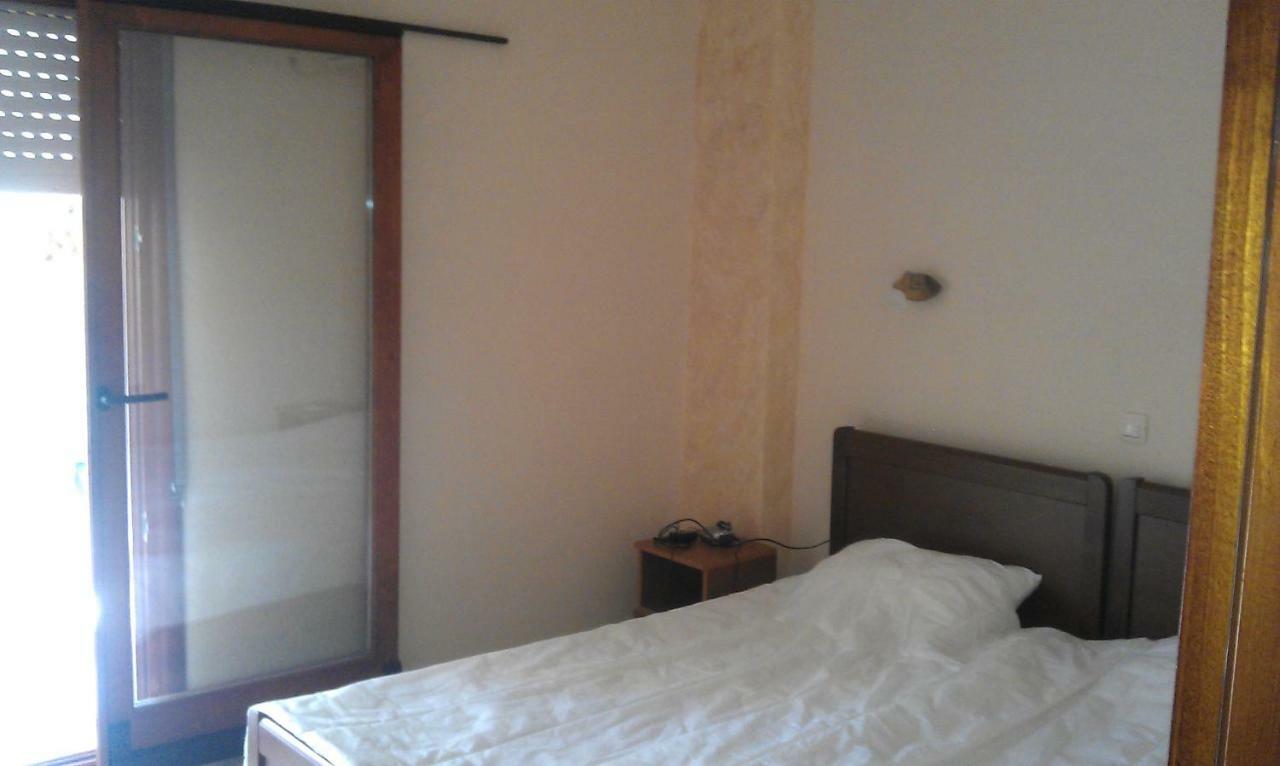 Apartment 60M From Sea! Nea Kallikrateia Exterior photo